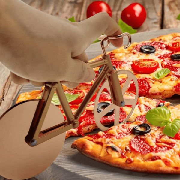 Coupe-pizza original en forme de bicyclette